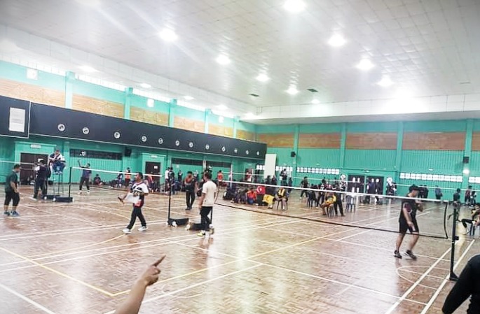 BADMINTON2