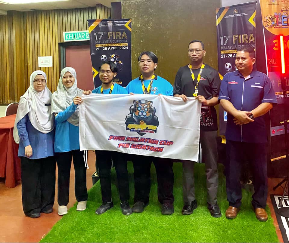 TAHNIAH KONTIJEN PIS GIGATRON 17th FIRA MALAYSIA CUP 2024 TELAH MEMENANGI PINGAT GOLD BAGI KATEGORI SIMUROSOT (Drone Simulation Challenge)